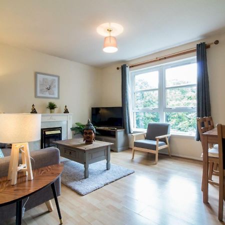 Bright & Tranquil Apartment Near City Centre With Free Parking! Edinburgh Exteriér fotografie